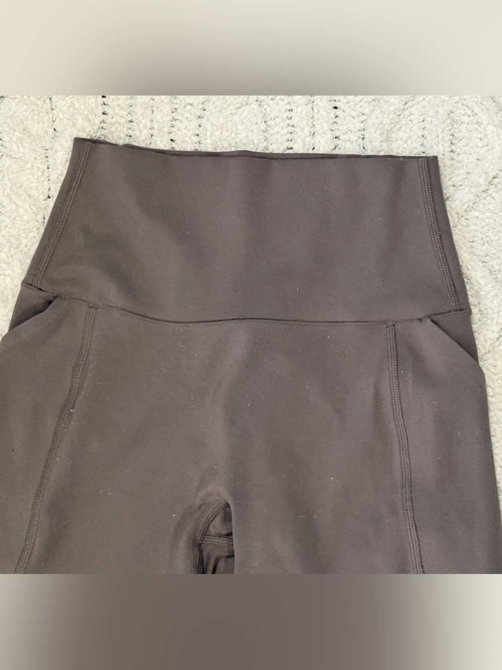 Uniqlo AIRism Soft Biker Shorts Brown Gray Pockets XXS - Picture 3 of 9